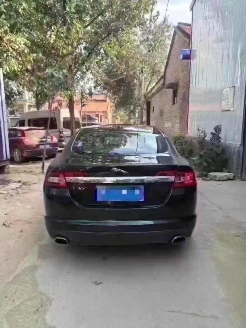 菏泽10年捷豹XF9