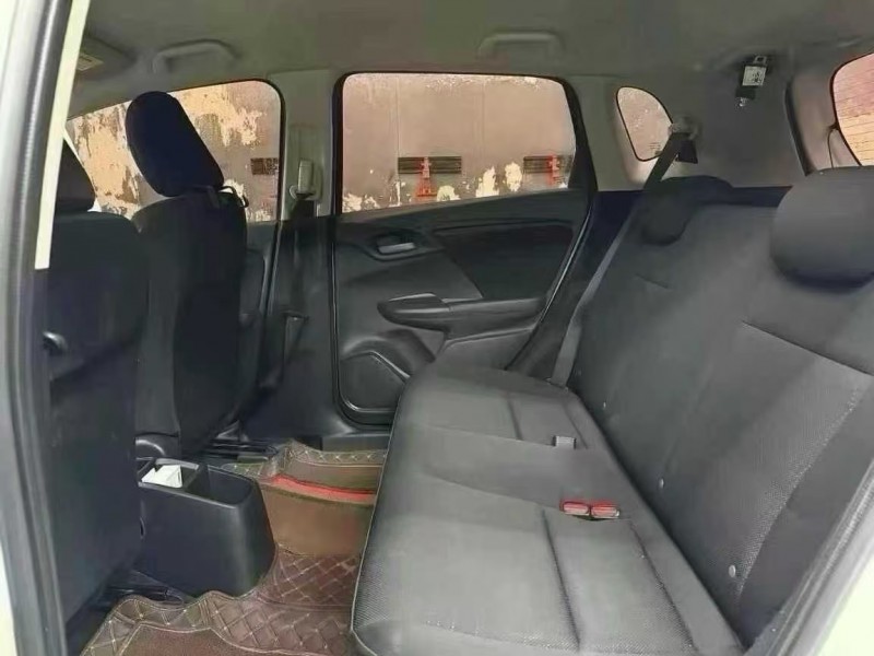 菏泽20年本田飞度4