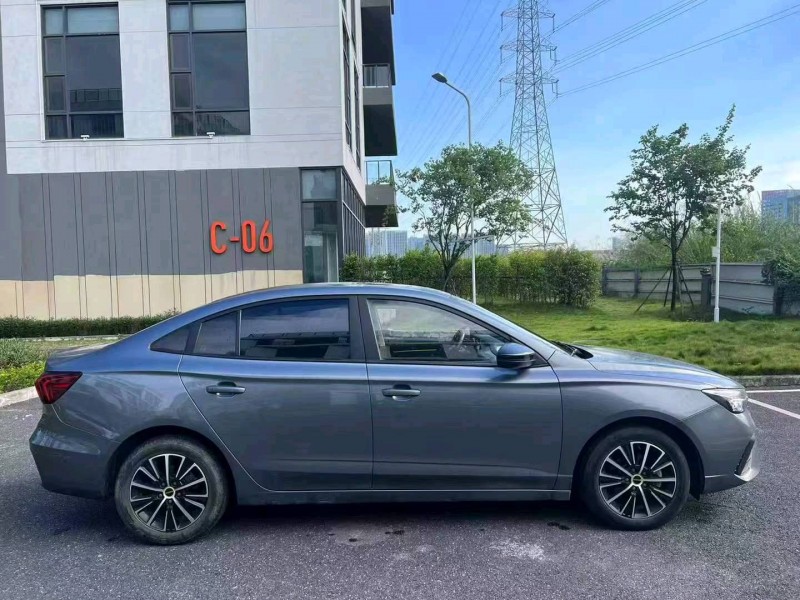 广州22年荣威i56