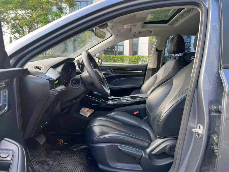 广州22年荣威i58