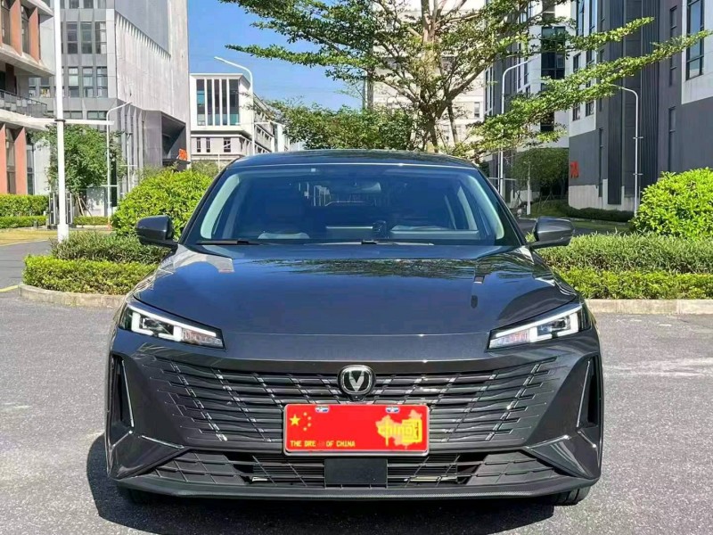 广州25年长安汽车逸动1