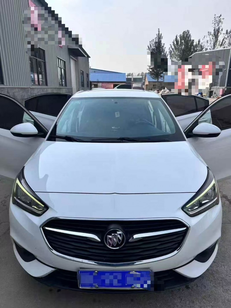 菏泽19年别克凯越1