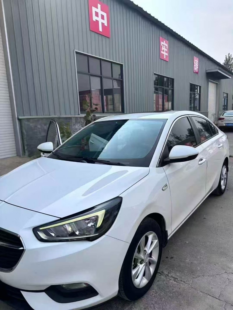 菏泽19年别克凯越2