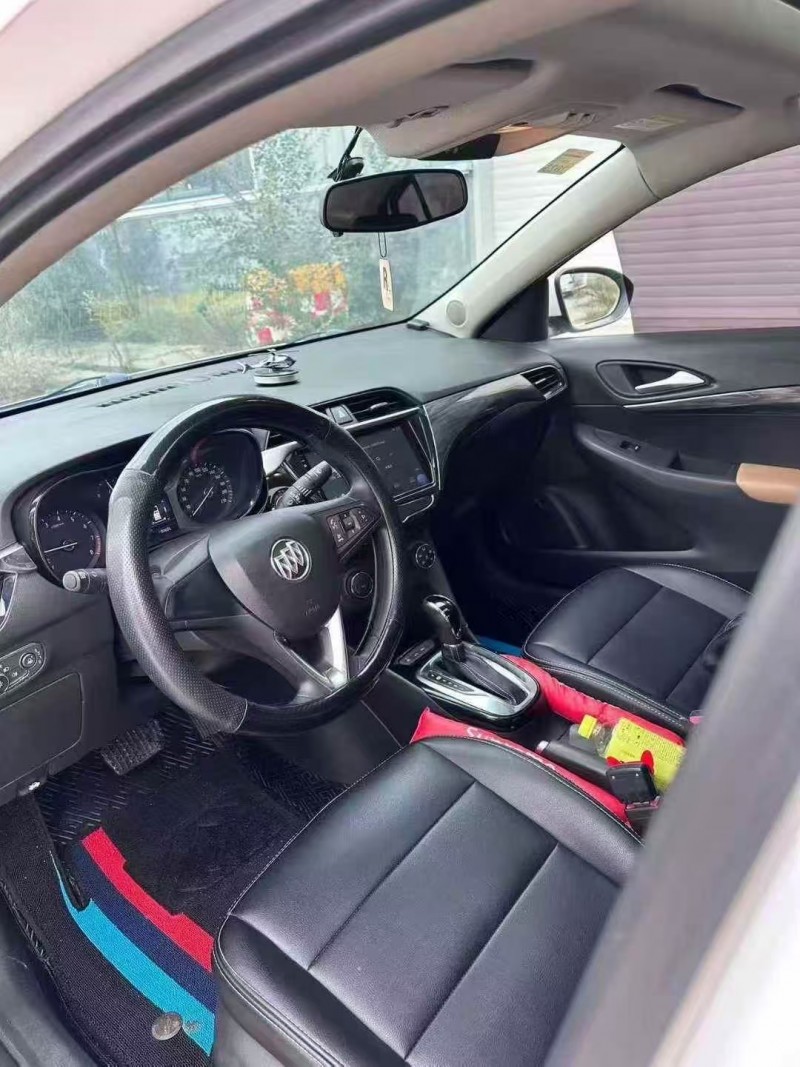 菏泽19年别克凯越4