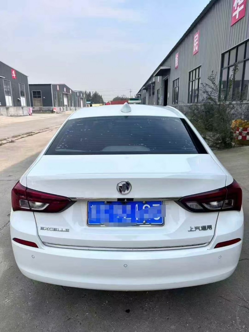 菏泽19年别克凯越8