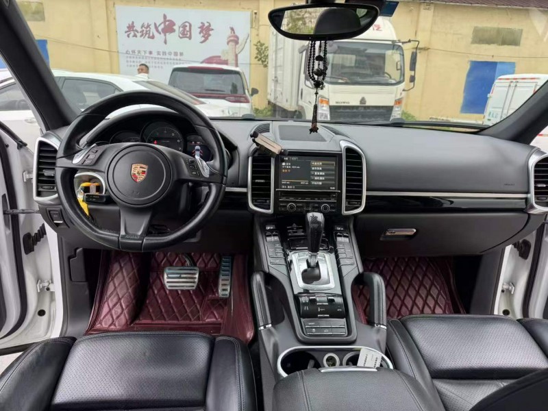 徐州13年保时捷卡宴7