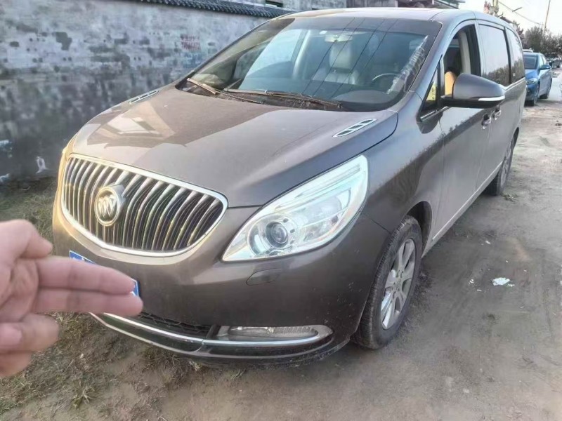 菏泽16年别克GL82