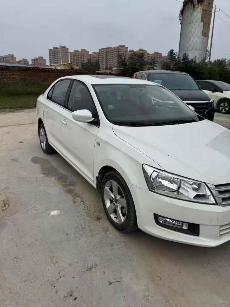 菏泽16年大众桑塔纳2