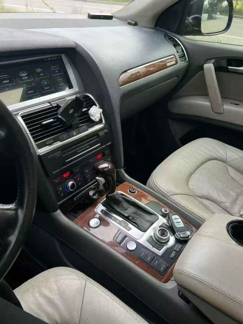 菏泽10年奥迪Q74