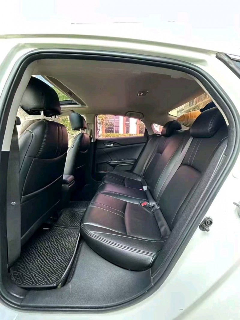 广州17年本田思域6