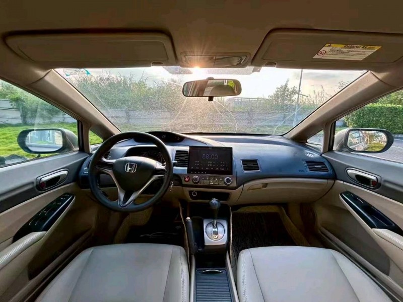 广州10年本田思域4