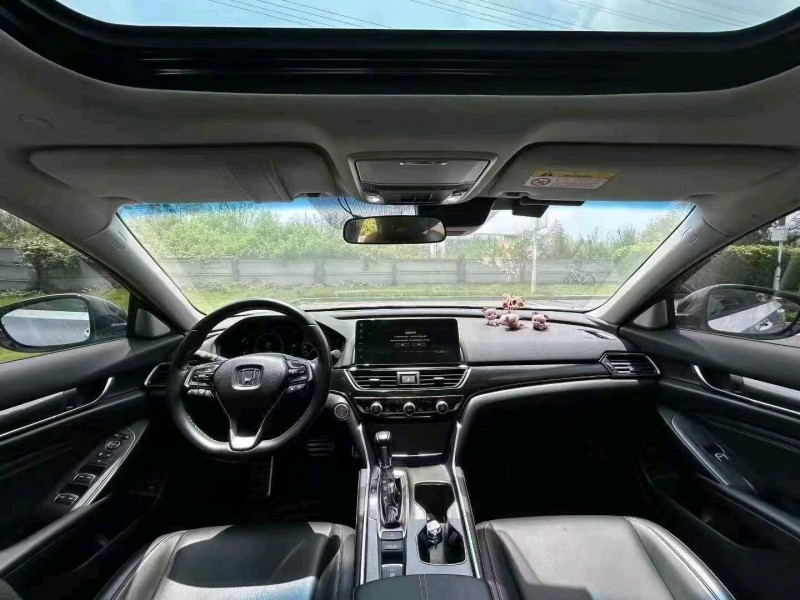 广州22年本田雅阁4