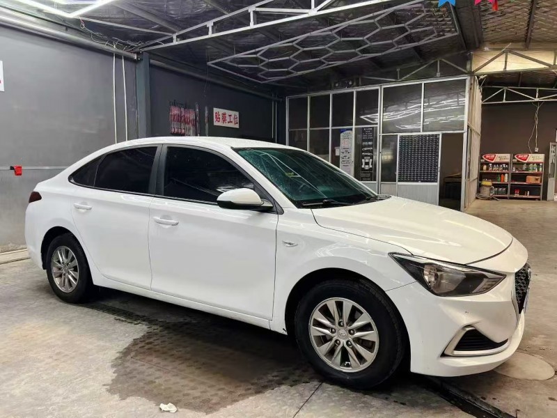 潍坊21年现代悦动2