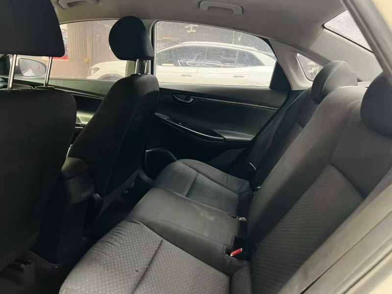 潍坊21年现代悦动4