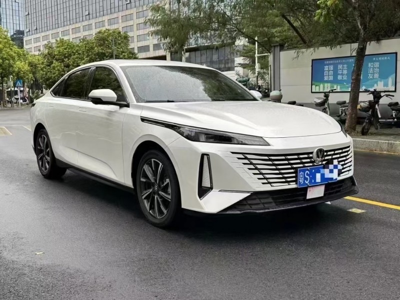 广州24年长安汽车逸动2