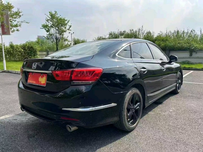 广州16年本田思铂睿7