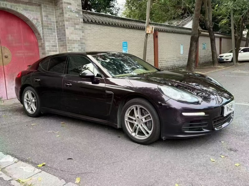 肇庆15年保时捷帕拉梅拉3