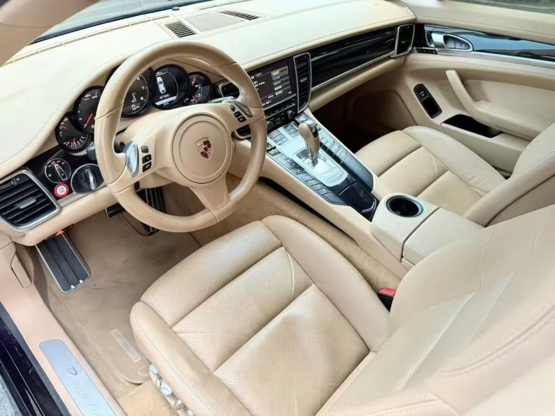 肇庆15年保时捷帕拉梅拉4