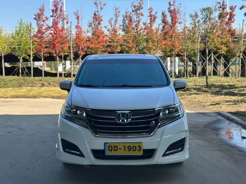 青岛18年本田艾力绅1