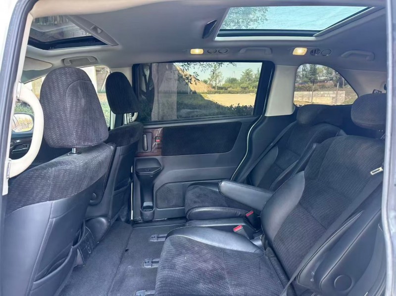 青岛18年本田艾力绅4