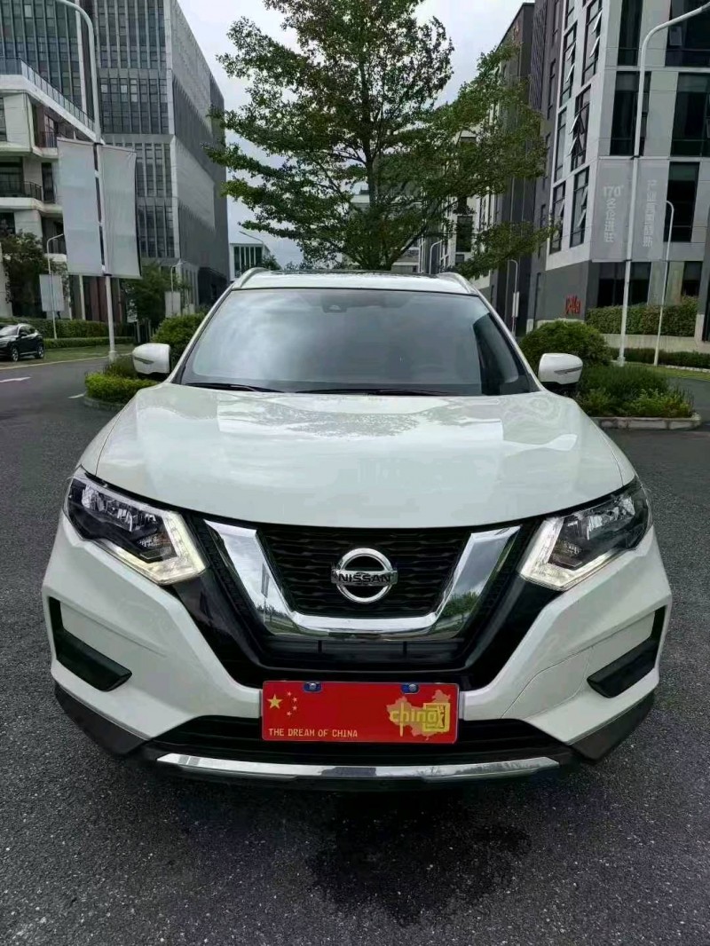 广州24年日产奇骏1