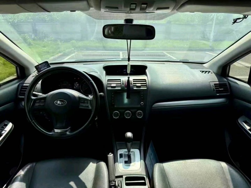 广州12年斯巴鲁XV4