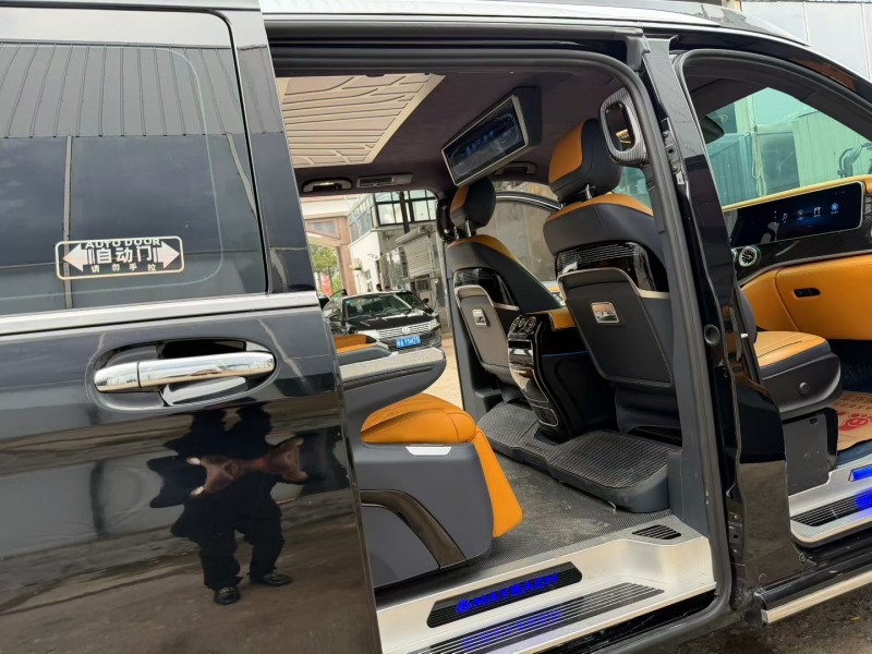 徐州24年奔驰威霆6