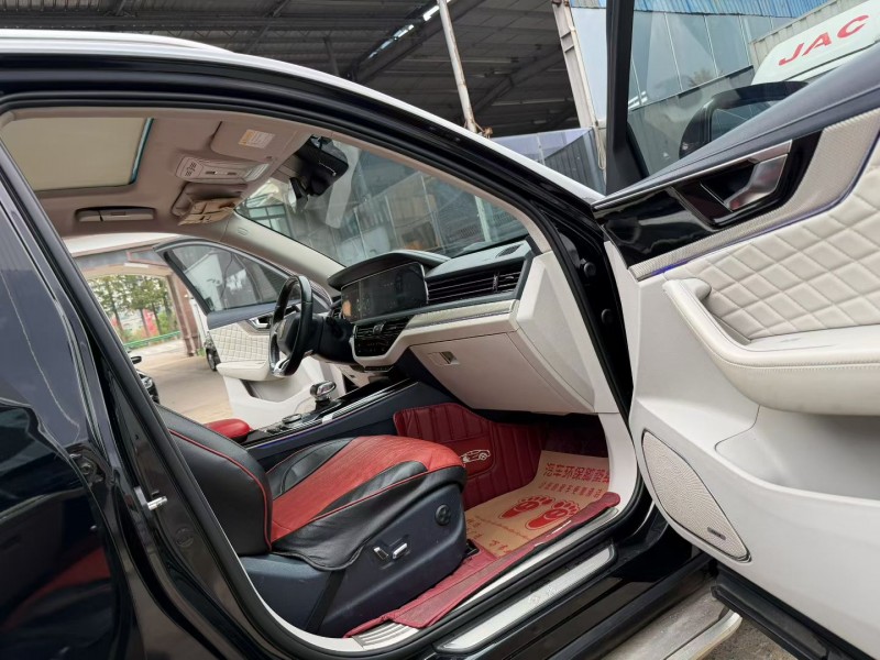 徐州20年红旗HS56