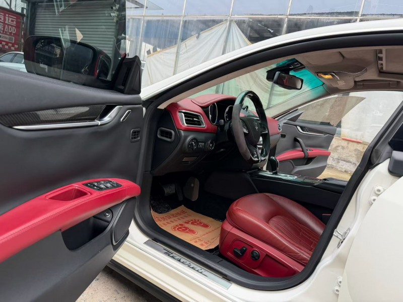 徐州15年玛莎拉蒂Ghibli4