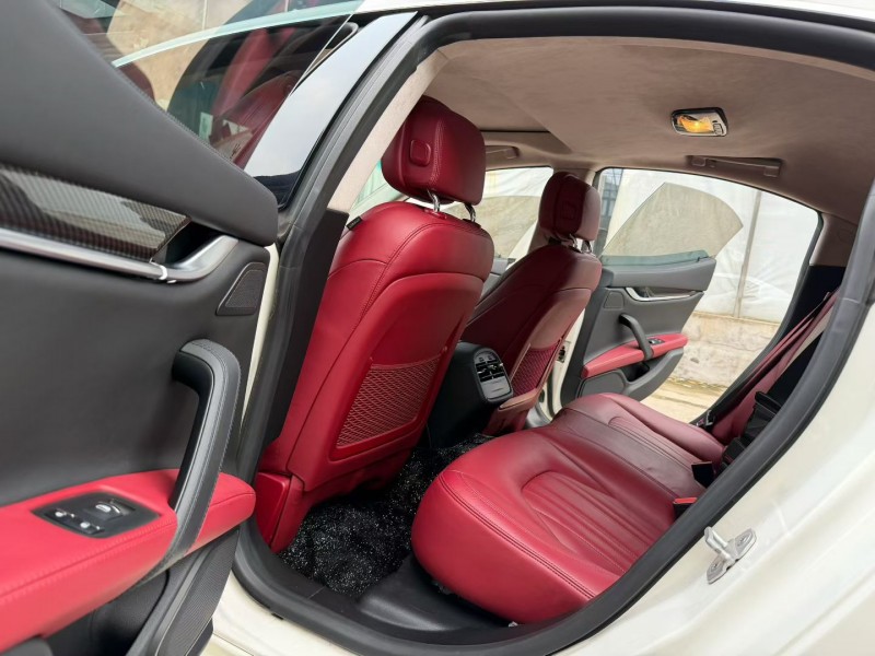 徐州15年玛莎拉蒂Ghibli8