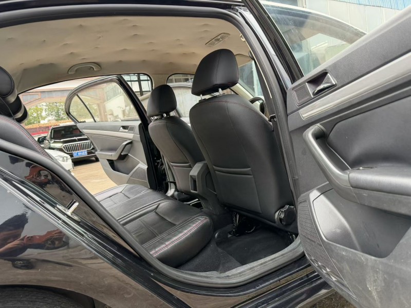 徐州16年大众朗逸7