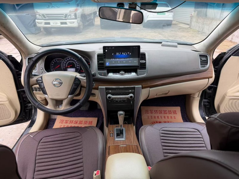 徐州11年日产天籁5