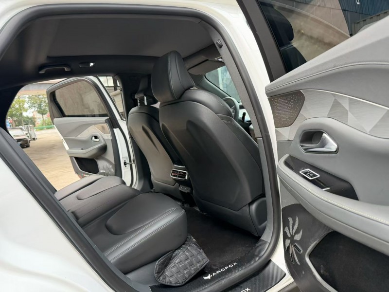 徐州22年极狐汽车阿尔法7