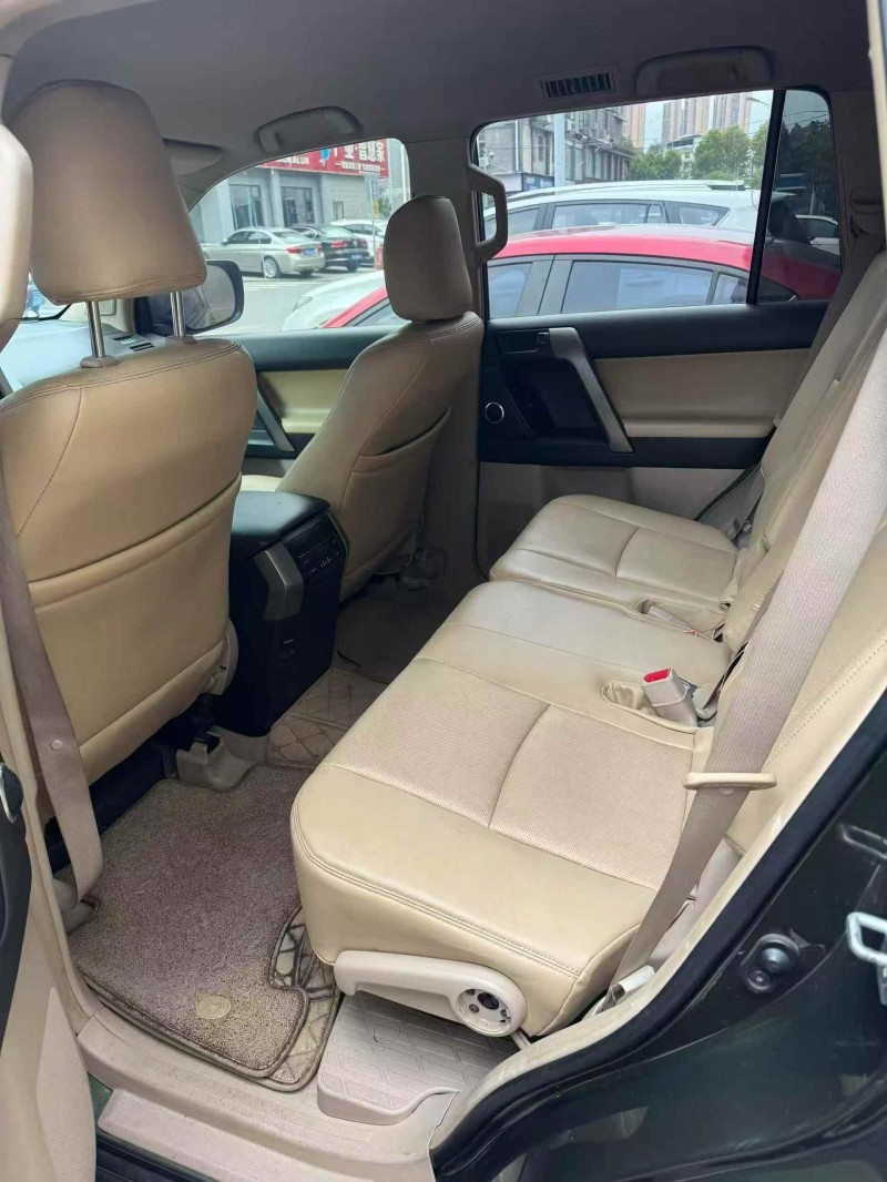 怀化13年丰田普拉多5