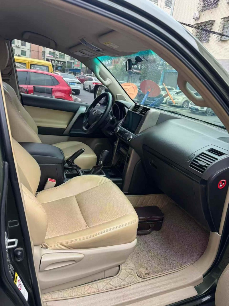 怀化13年丰田普拉多6