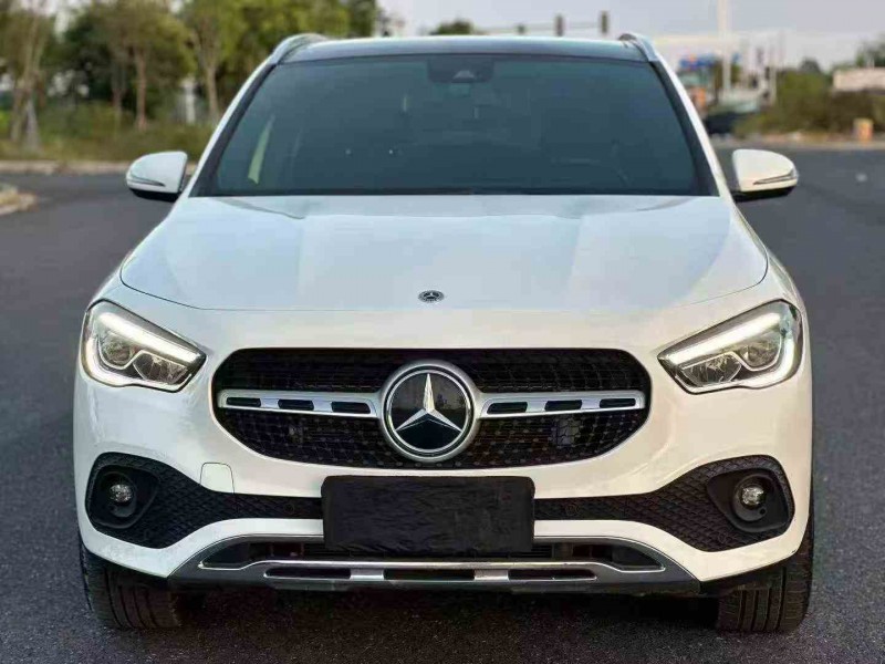 深圳23年奔驰GLA1