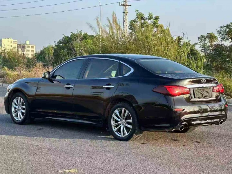 广州18年英菲尼迪Q707