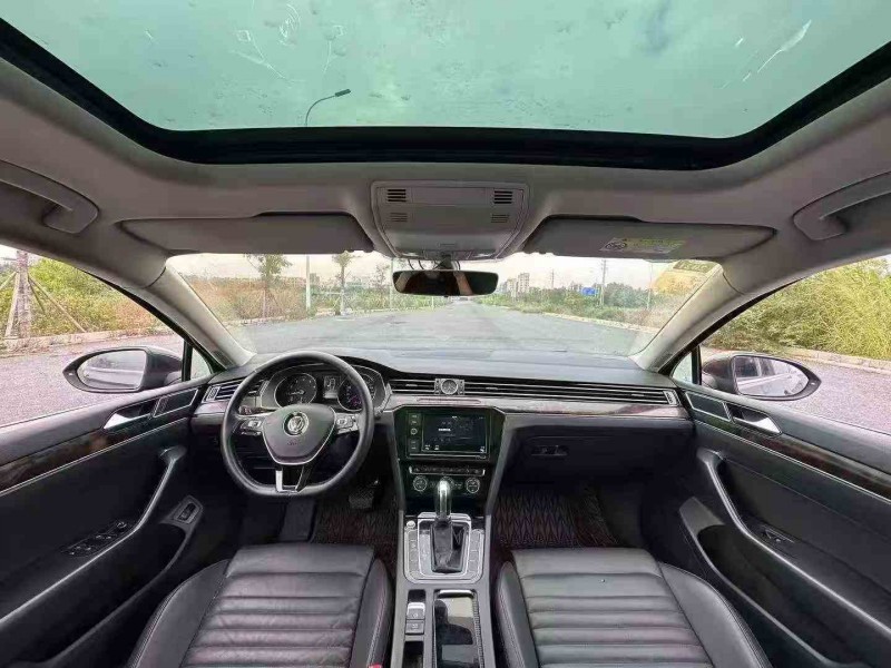 珠海19年大众迈腾4