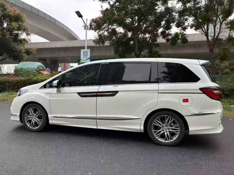 十堰20年本田艾力绅8