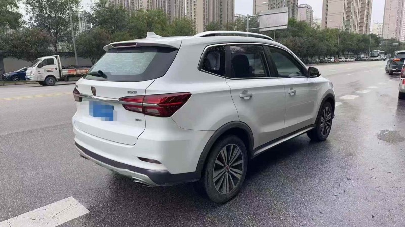 咸阳19年荣威RX57