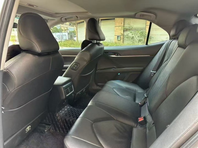 徐州21年丰田凯美瑞7