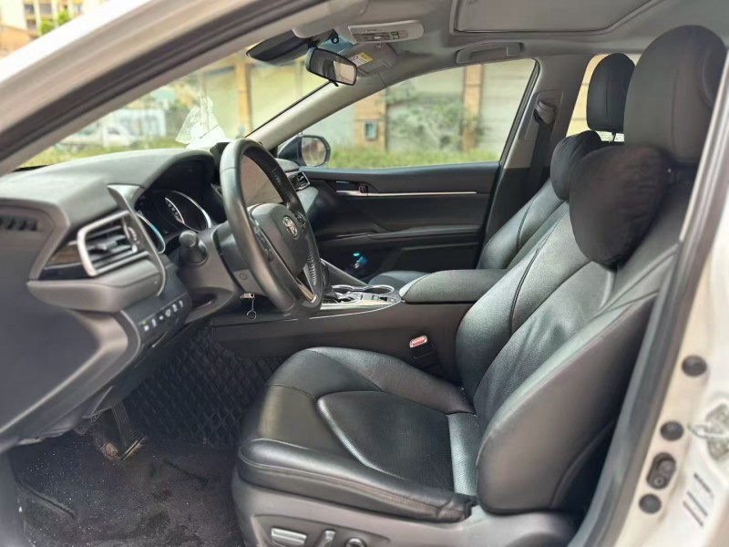 徐州21年丰田凯美瑞8