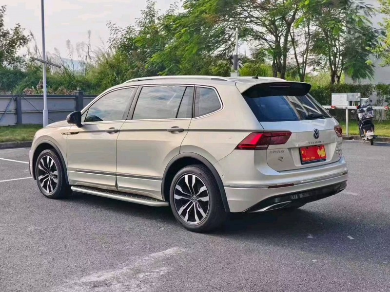 广州21年大众途观9