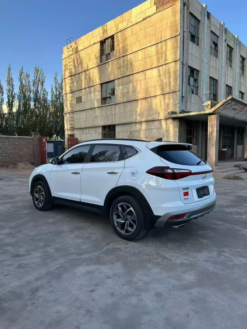 邢台19年现代途胜8