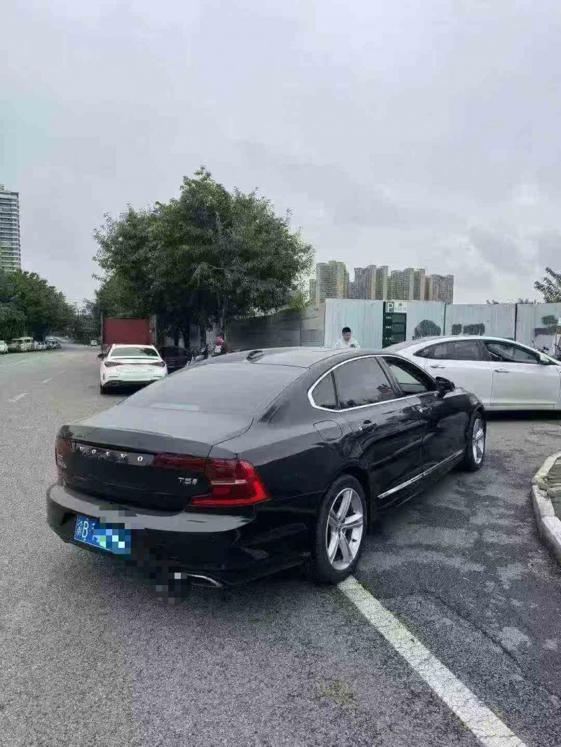 重庆18年沃尔沃S908