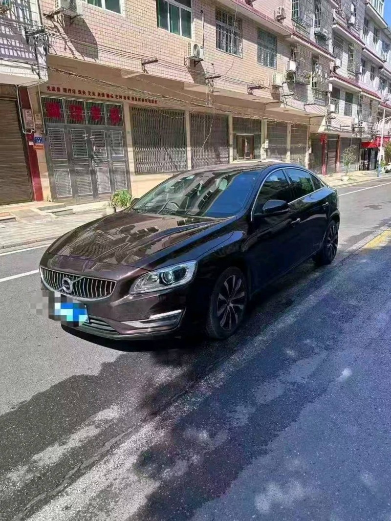 长沙19年沃尔沃S60L2