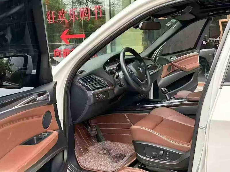 深圳14年宝马X56