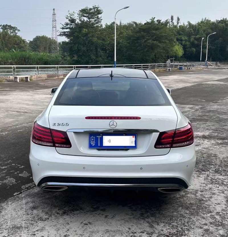 江门14年奔驰E6