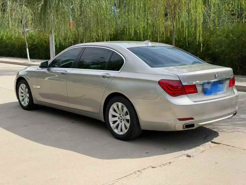 安康13年宝马7系7