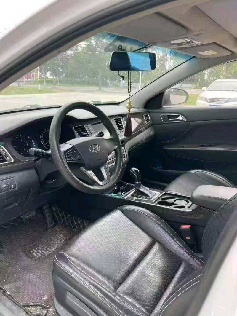 徐州17年现代名图8